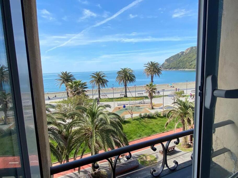 A Window To The Sea Appartement Riva Trigoso Buitenkant foto