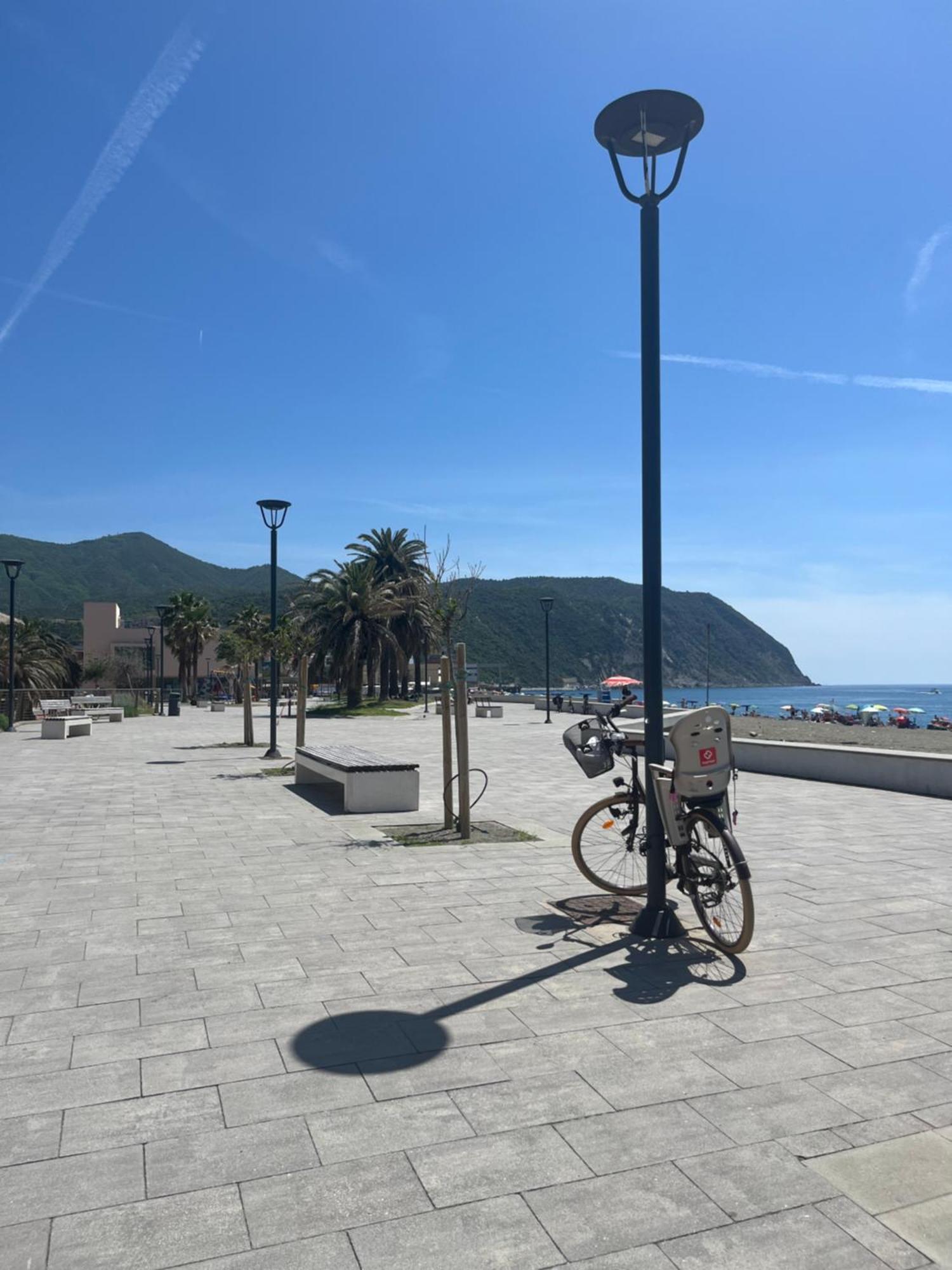 A Window To The Sea Appartement Riva Trigoso Buitenkant foto